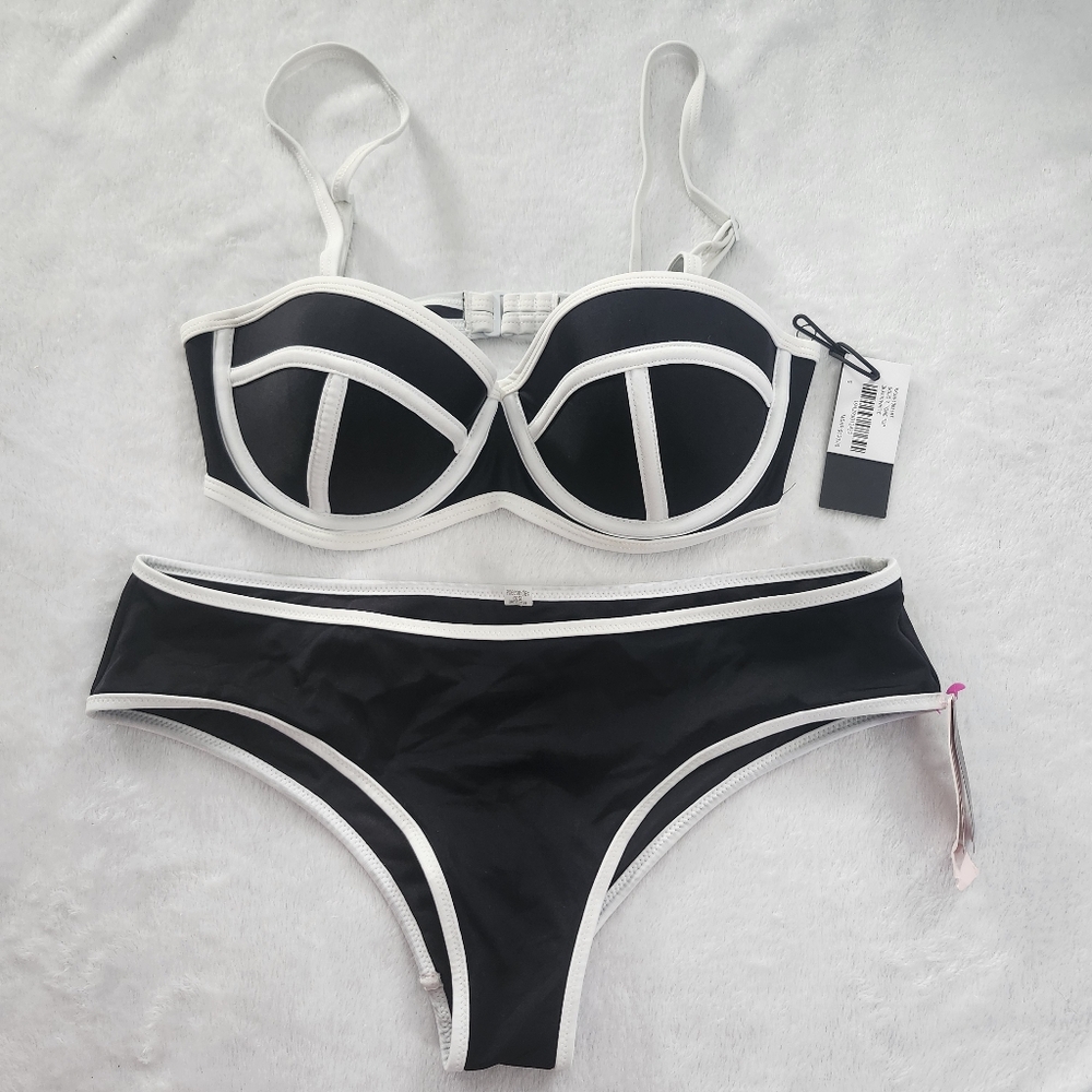 VICTORIA'S SECRET & KENDAL +KYLIE 2 pc Black White Swimwear‎ Small NEW Vacation